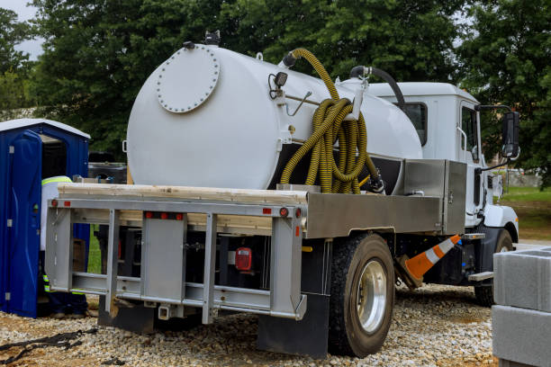 Best Portable restroom trailer rental  in Runaway Bay, TX
